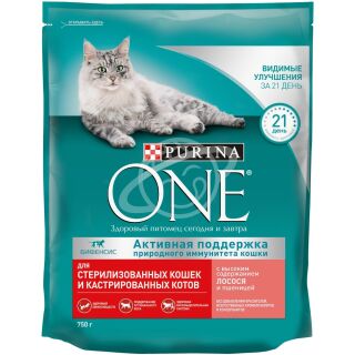 Корм сухой для стерилизованных кошек и кастрированных котов "PURINA ONE" с лососем и пшеницей 750г